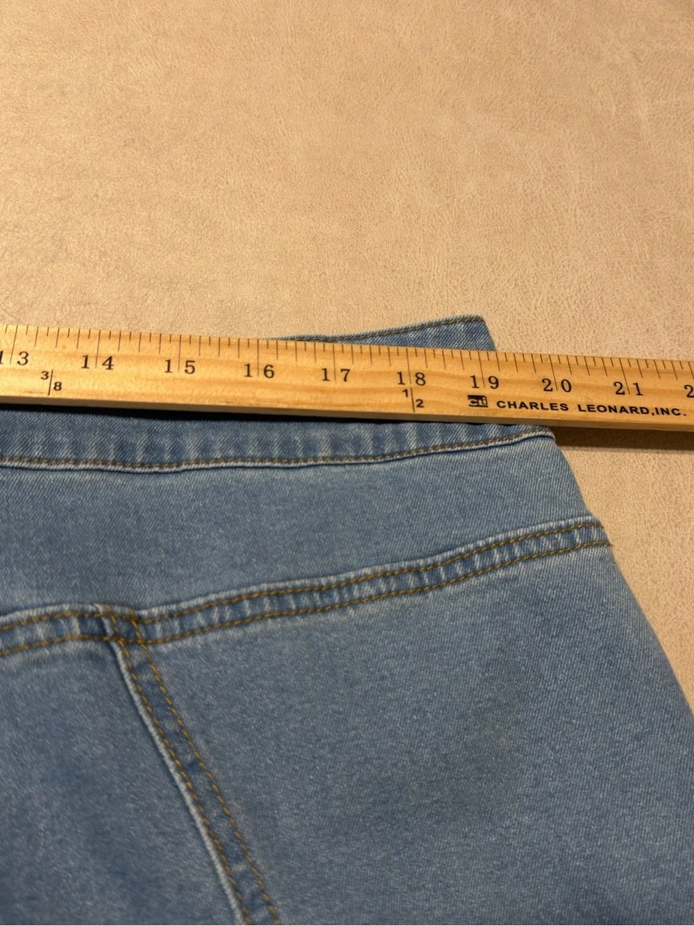 Cider Wide Flare Leg Women's Button Fly Light Wash Jeans. Women’s Size 3XL Short